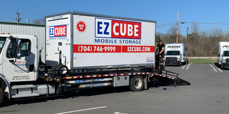 About EZCube Moving & Mobile Storage in Lake Norman, North Carolina